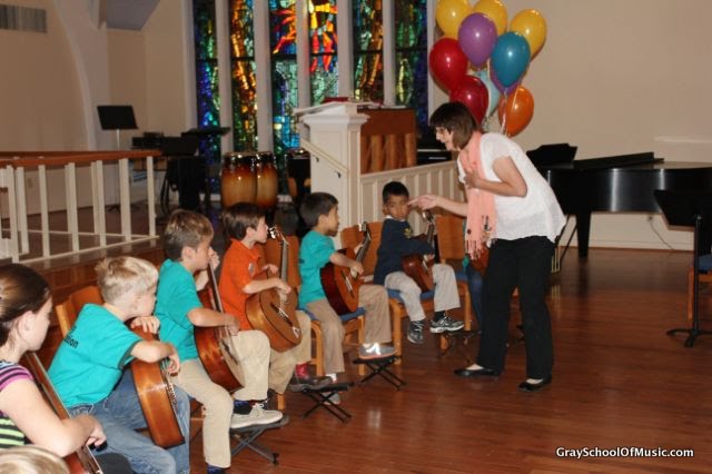 Children's Guitar Lessons | Gray School of Music